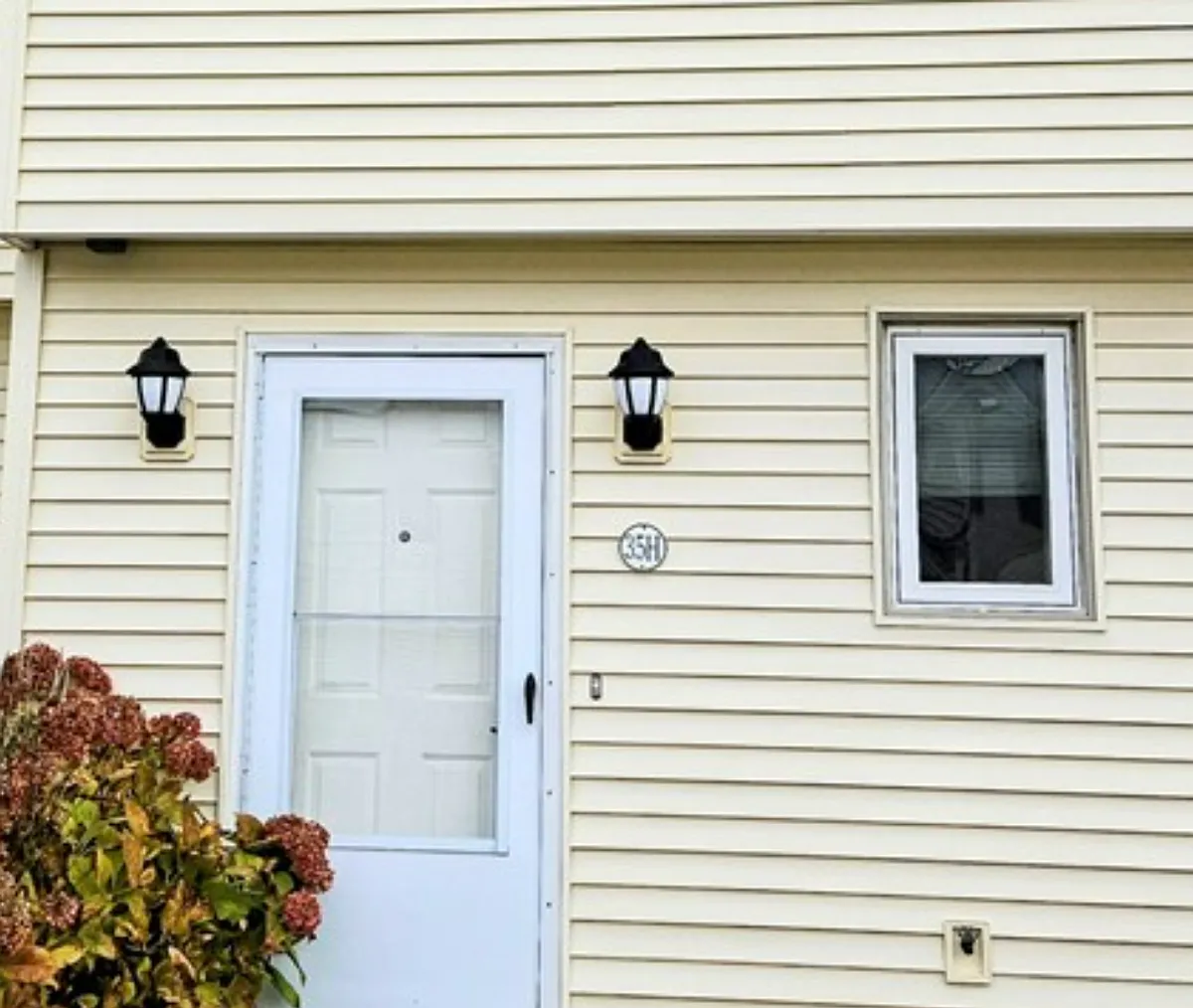 Building Photo - 35 Dale Ave #H