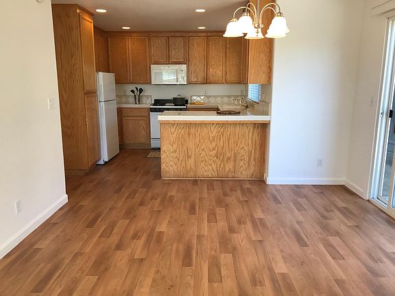 2nd image of 14121 Capri Dr