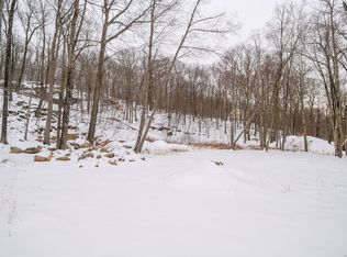 18 Ives Ct, Ridgefield, CT 06877