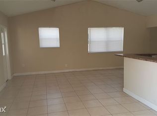 20831 NE 2nd Ave, Miami, FL 33179