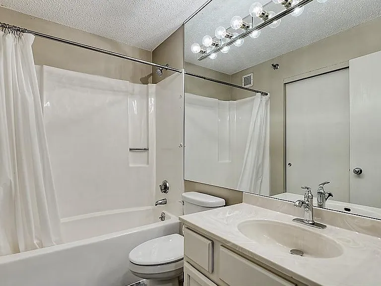 433 S 7th St #1607 — Photo 9