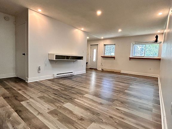 3rd image of 78 Scarborough Golf Club Rd #58