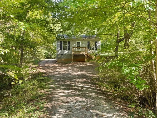 9847 Park Springs Rd, Ruffin, NC 27326