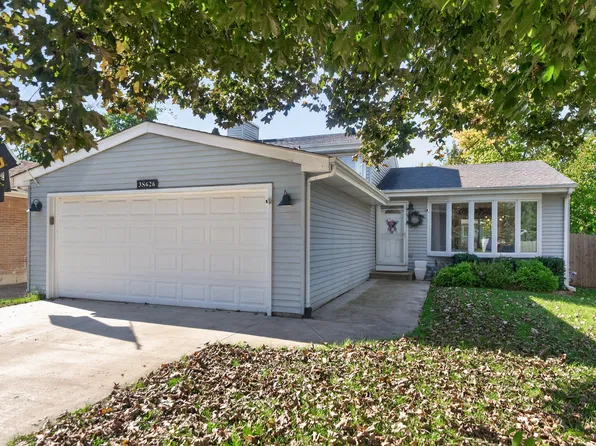 3S626 Wilbur Ave, Warrenville, IL 60555