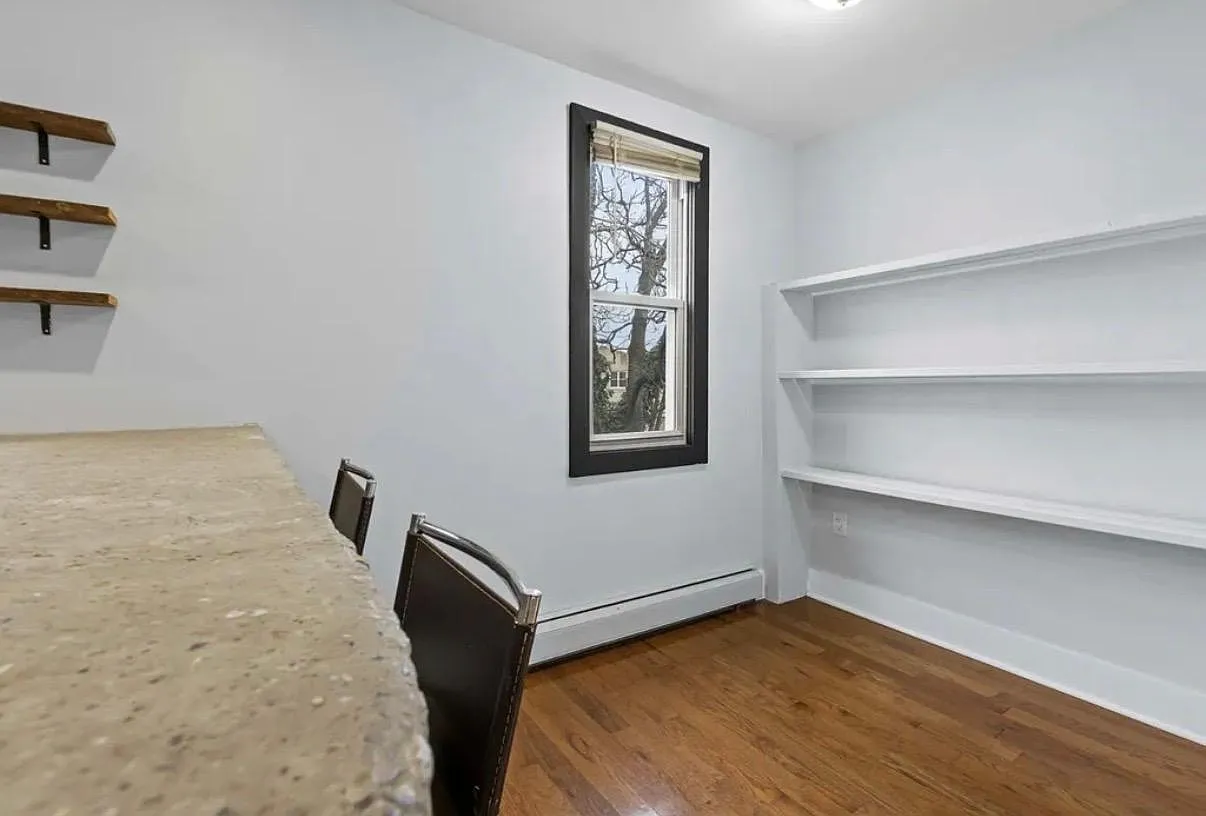 3 bed, 1500 sqft, $2,250 — Photo 1