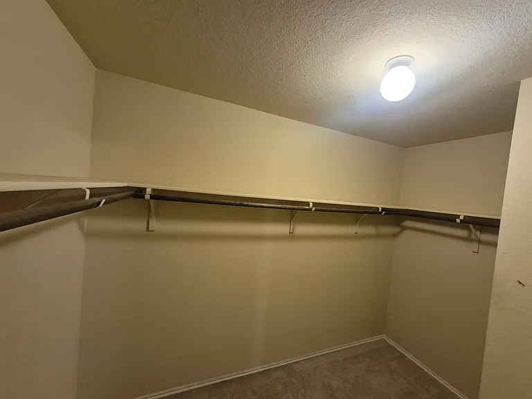 1528 Birmingham Dr — Photo 15