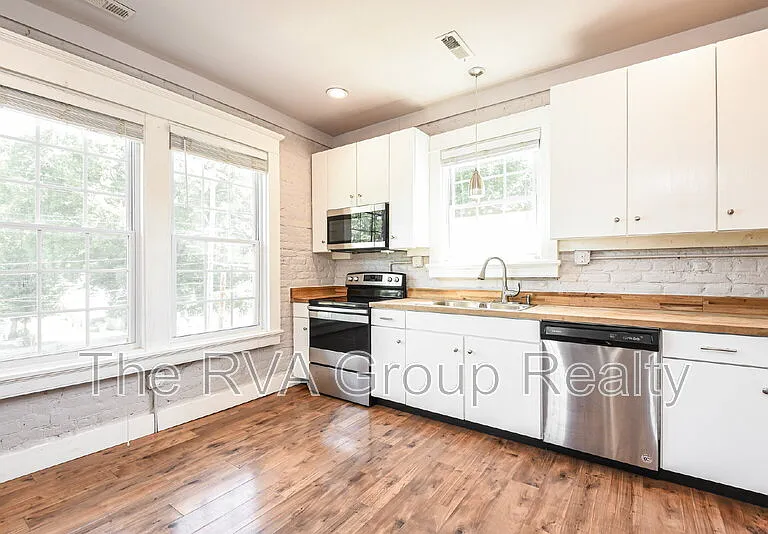 3300 Midlothian Tpke #B — Photo 8