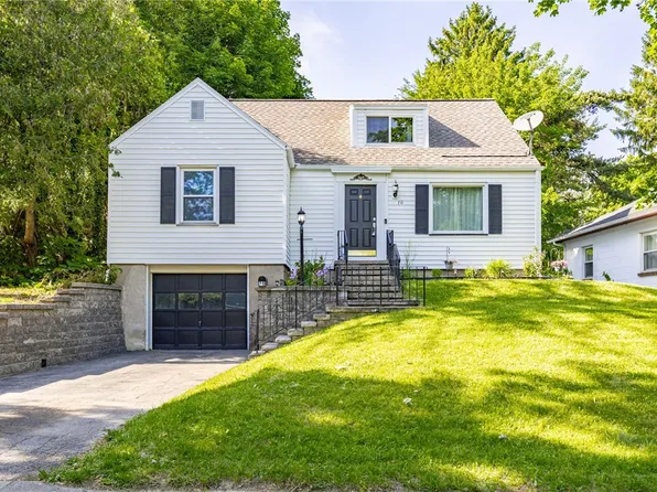 70 Highwood Rd, Rochester, NY 14609