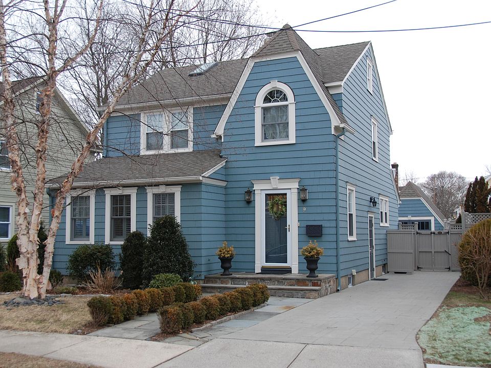 2nd image of 9 Roland Ave