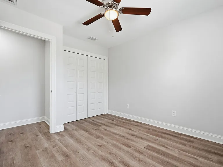 699 Woodlawn Ave NW — Photo 32