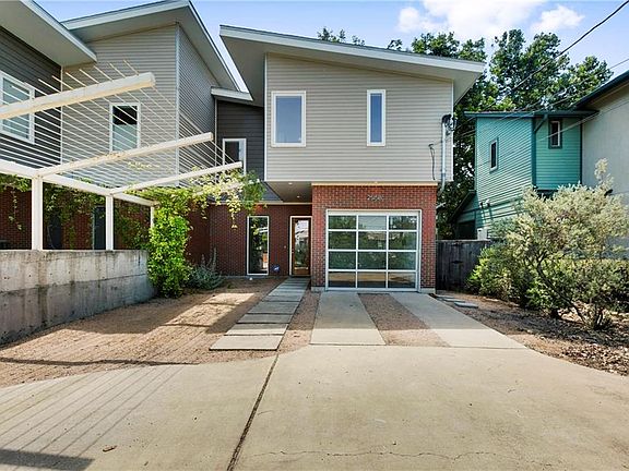 2nd image of 2515 Durwood St #2