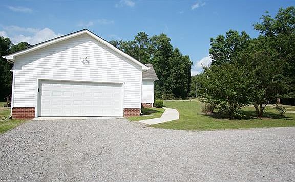 4th image of 12930 Wood Dr