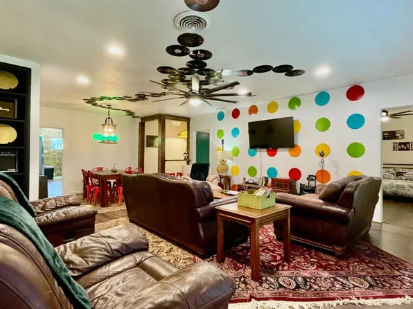 1707 16th St, Lubbock, TX 79401