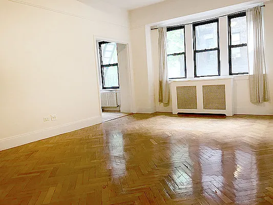 Rented by AJ Clarke | media 7