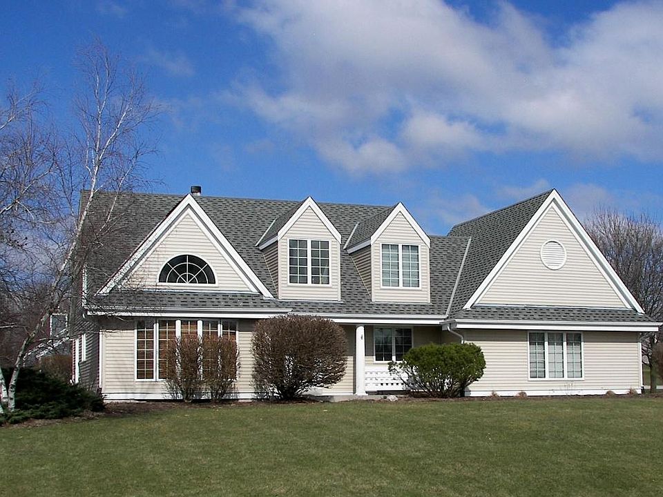 1st image of N39W32859 High Hill Ct