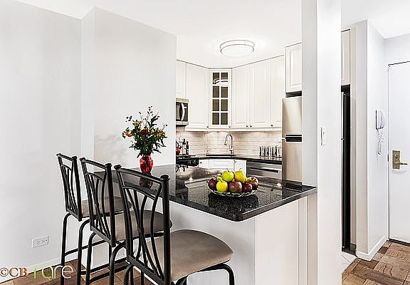 3rd image of 340 E 93rd St APT 7E