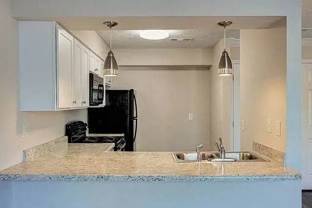 City Pointe — Photo 61