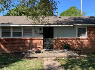 1614 Washington Ln, Augusta, KS 67010