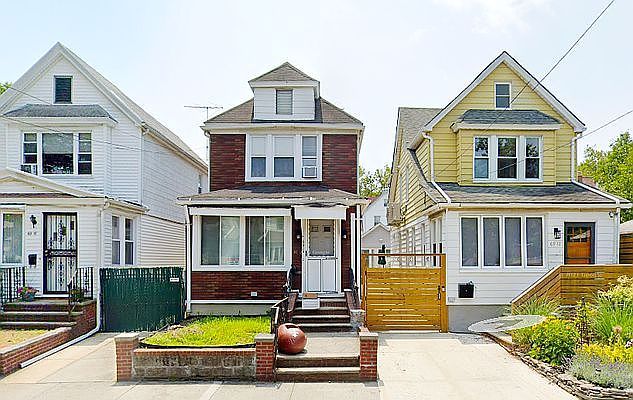 2nd image of 6914 Loubet St