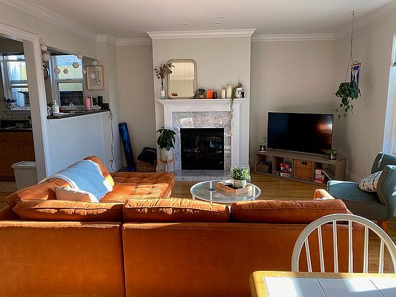 4th image of 346 15th Ave