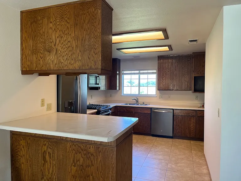 8664 Deschutes Rd — Photo 19
