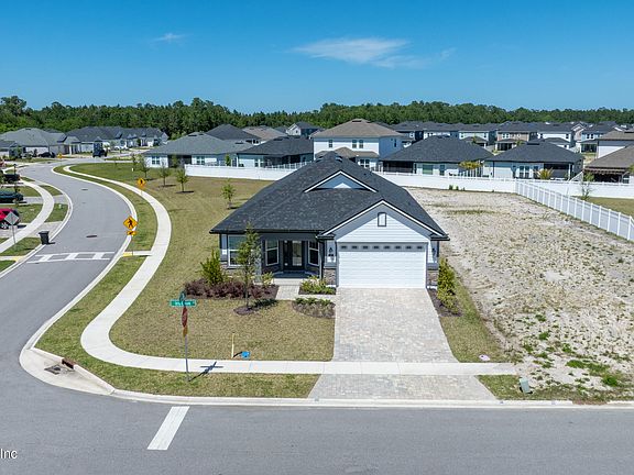 4th image of 21 IRIS CREEK Drive
