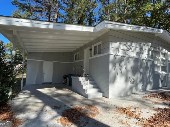 2896 Monterey Dr, Decatur, GA 30032