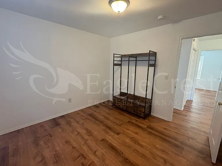 706 S College Ave — Photo 9