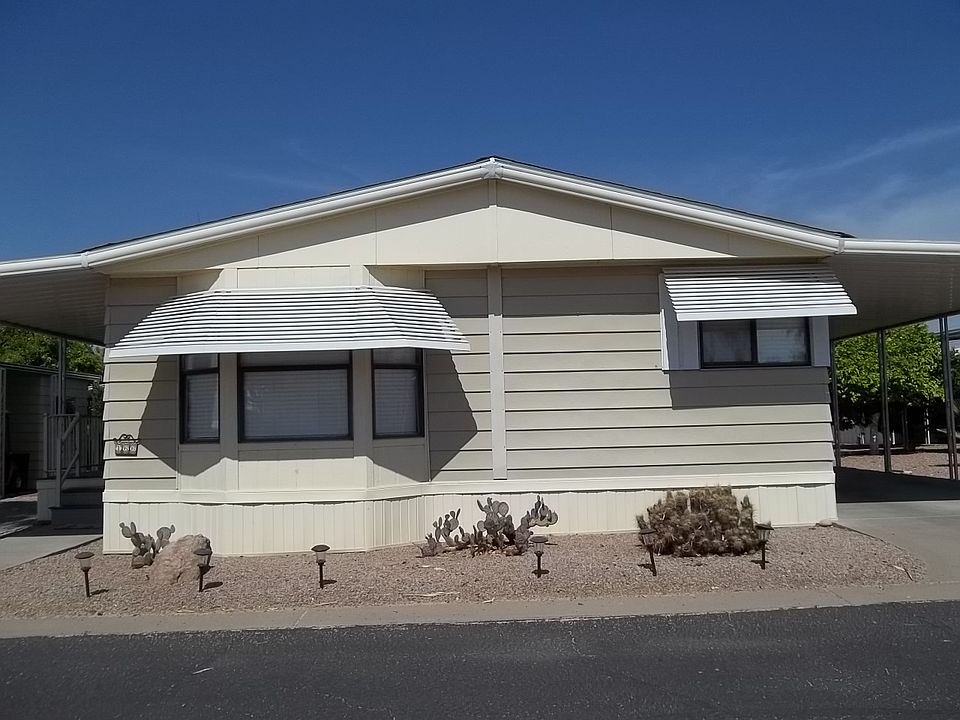 Front view of home