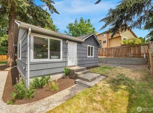 17806 83rd Place NE, Kenmore, WA 98028