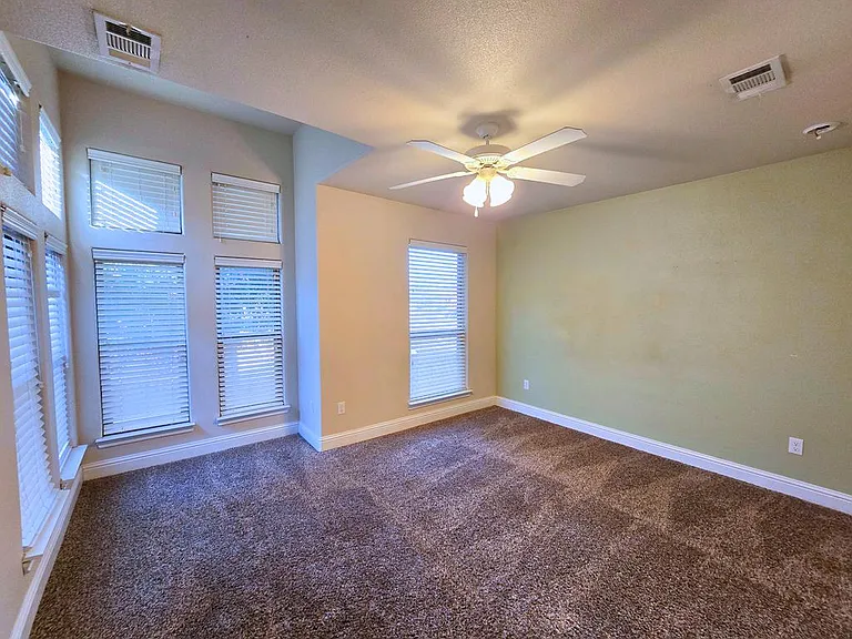 6006 Spahn St — Photo 16