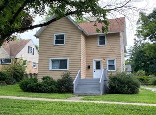 121 N Oakwood Ave UNIT 1, West Chicago, IL 60185