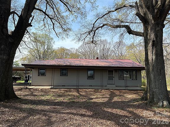 2nd image of 8245 Smith Rd