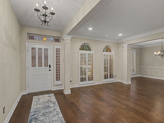 4th image of 2705 Wind Rdg