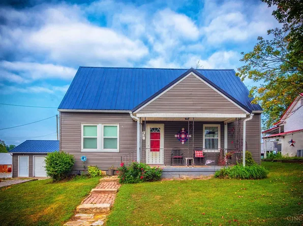 22 N Main St, Sinking Spring, OH 45172