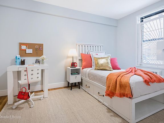 2nd image of 60 9th Ave Unit 304