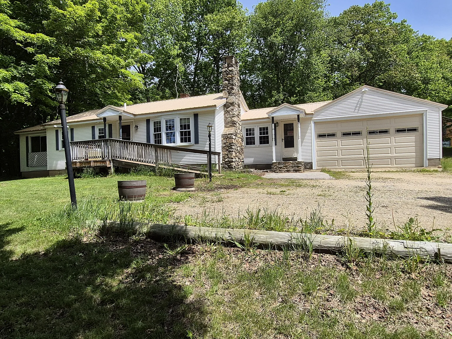 3 bed, 1400 sqft, $2,800 — Photo 1