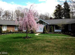 39238 Foxhill Rd, Leesburg, VA 20175