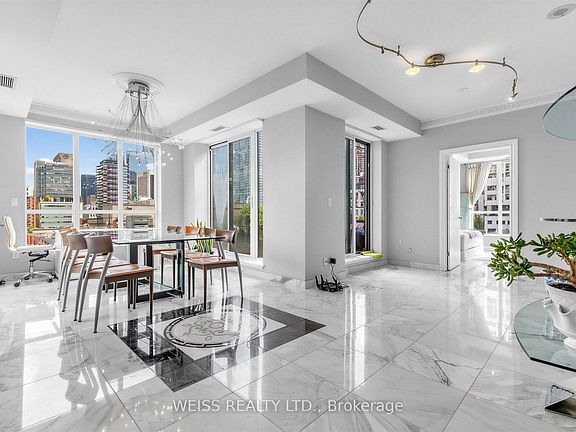 2nd image of 18 Beverley St #Penthouse 902