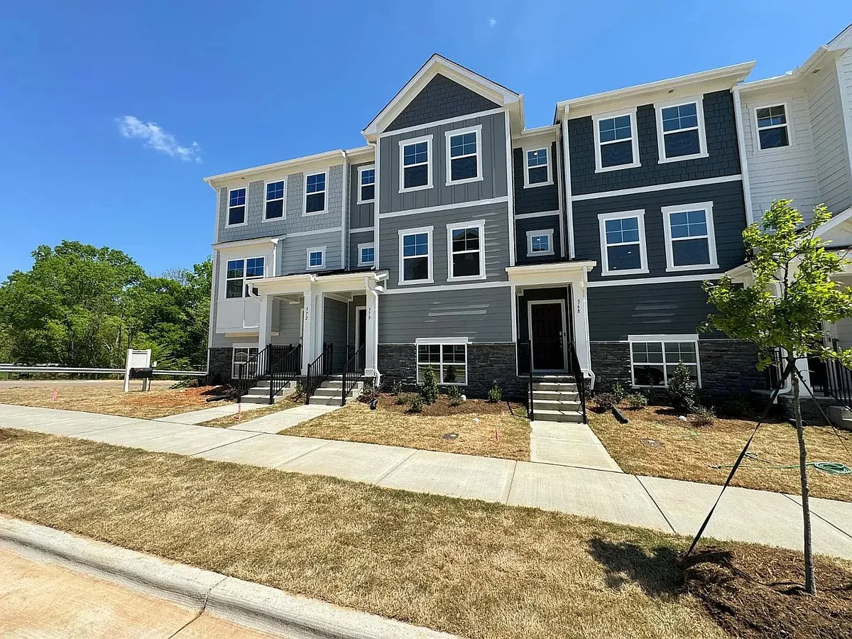 Building Photo - 368 Devon Cliffs Dr
