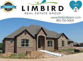 4000 SW Flatrock Cv, Bentonville, AR 72712