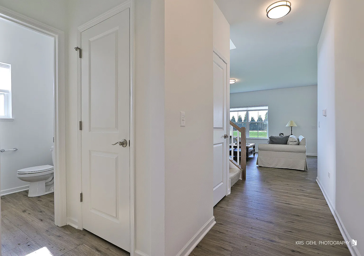 3 bed, 2.5 bath, 2390 sqft, $3,950 — Photo 3