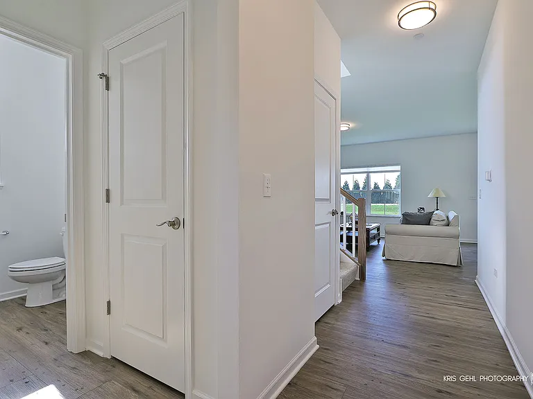 2490 Olivia Ct — Photo 3