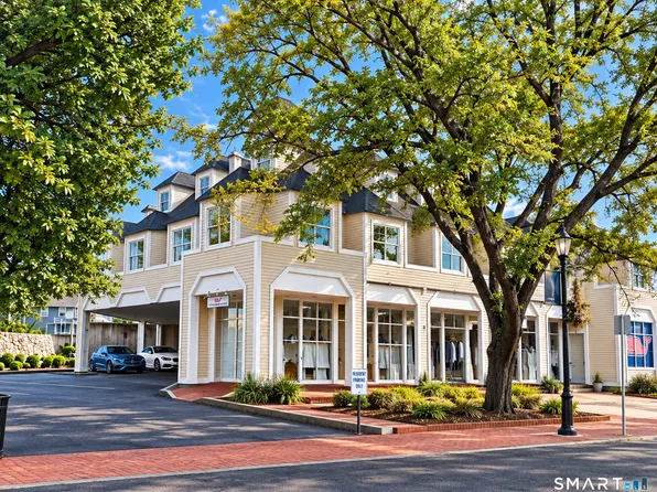 90 Main St APT 4, Westport, CT 06880