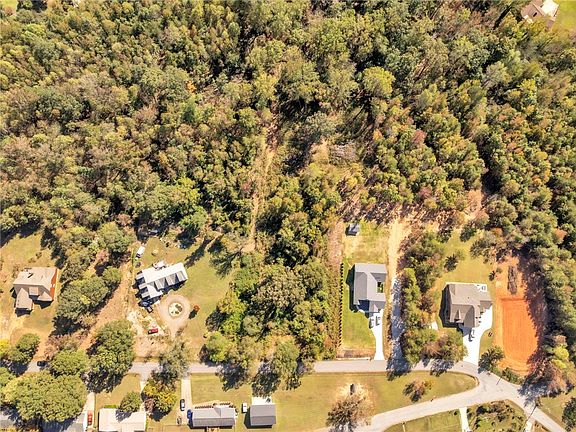 4th image of 1025 Saluda Lake Rd