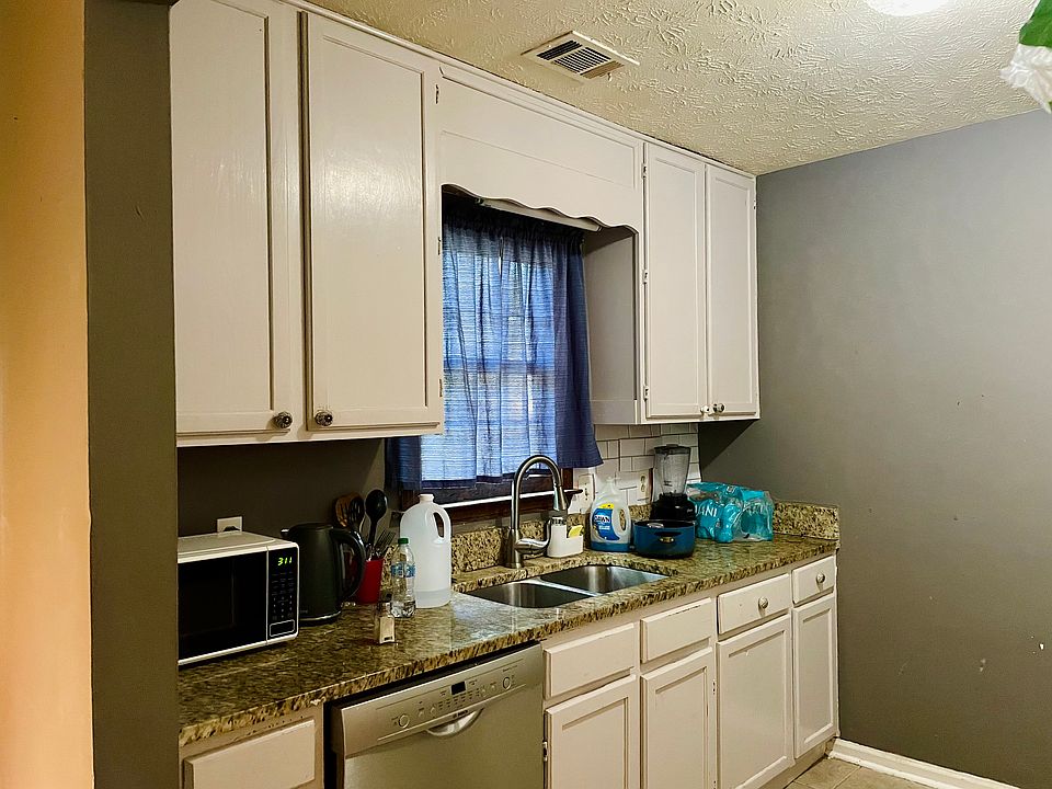 2nd image of 4660 Broadwater Trl #1