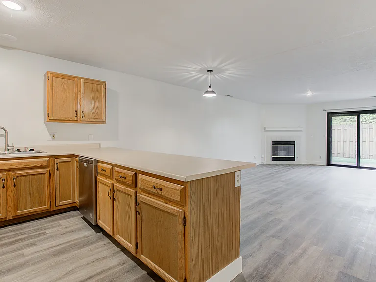 165 Westhaven Dr — Photo 55