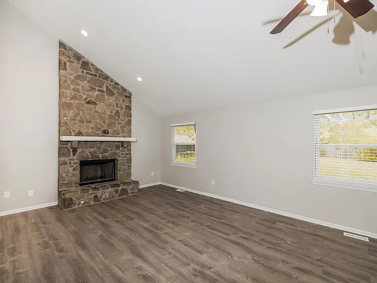 7248 Eagle Bay North Dr — Photo 8