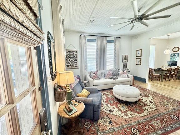 5th image of 722 Clayton Ave
