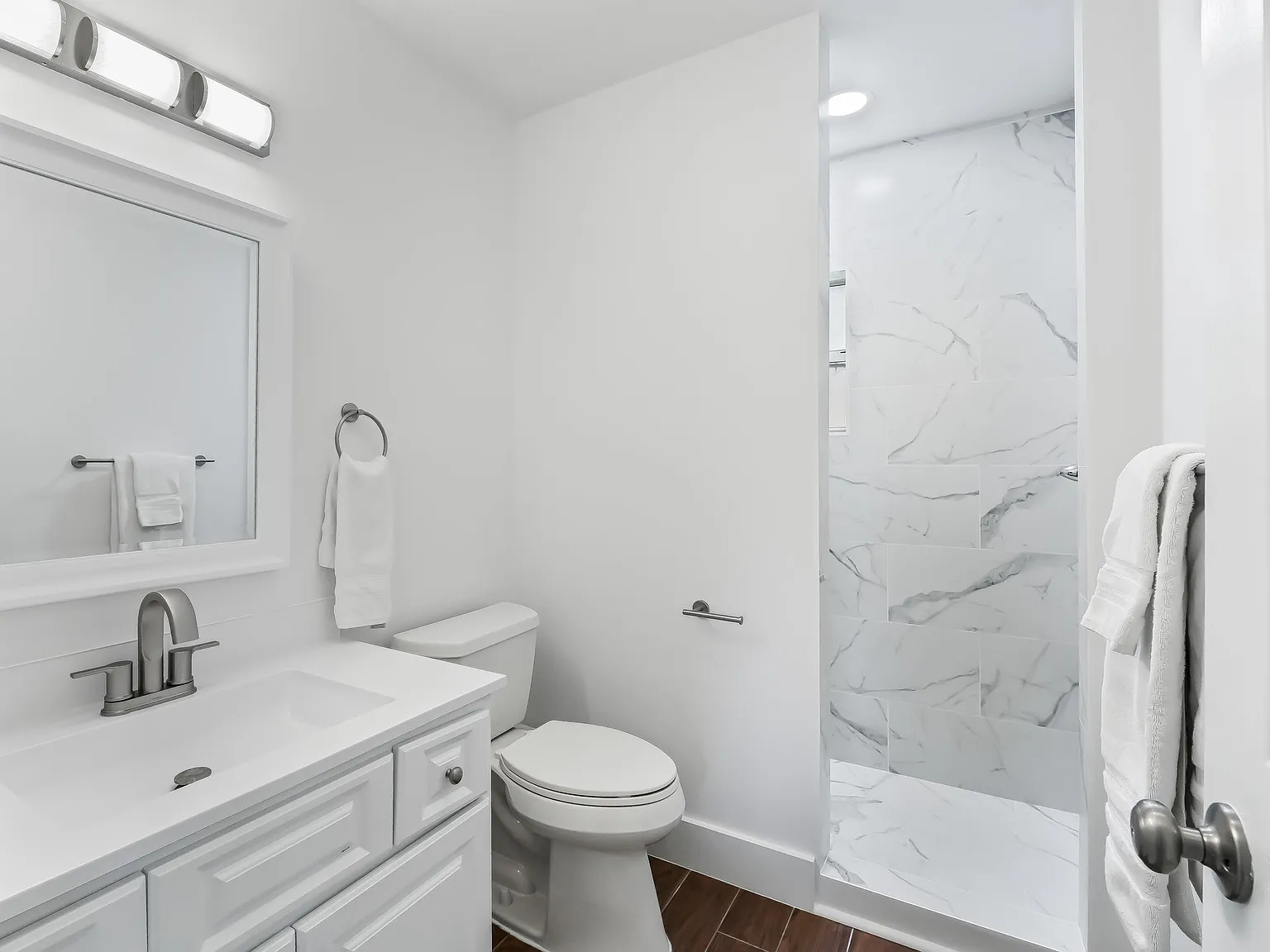 4 bed, 2482 sqft, $16,500 — Photo 4